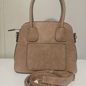 Elegant Tan Handbag